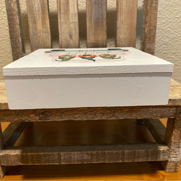 St. Patricks Day Gnome Sign, Loads Of Luck, St. Paddy’s Day Gnome Sign, Gnomes - Picture 12 of 12